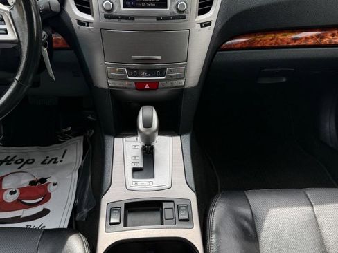 Used 2012 Subaru Outback 3.6R Limited AWD/4WD image 13