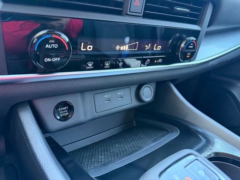 New 2026 Nissan Rogue SV image 21