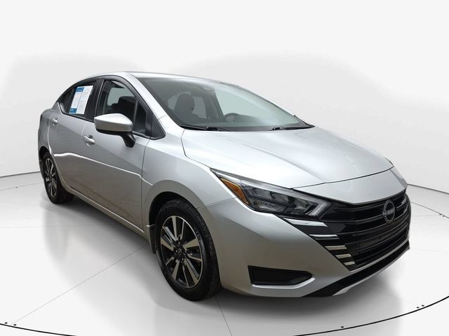 Used 2025 Nissan Versa SV w/ Trunk Package FWD image 3