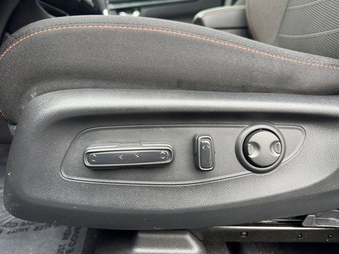 Used 2024 Honda CR-V Sport image 11