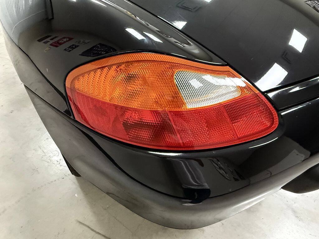 Used 1999 Porsche Boxster RWD image 19