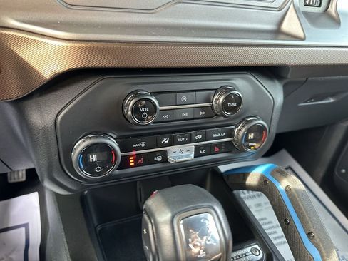 Used 2023 Ford Bronco Outer Banks image 10