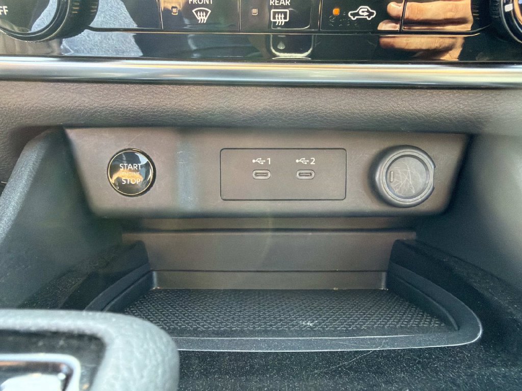 Used 2024 Nissan Rogue S AWD/4WD image 31