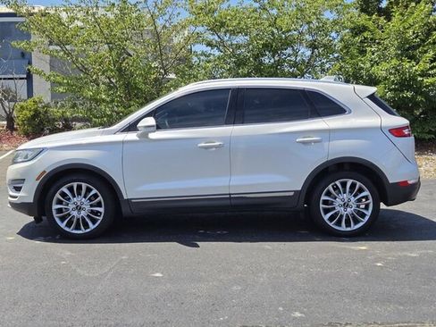 Used 2017 Lincoln MKC Reserve FWD image 6