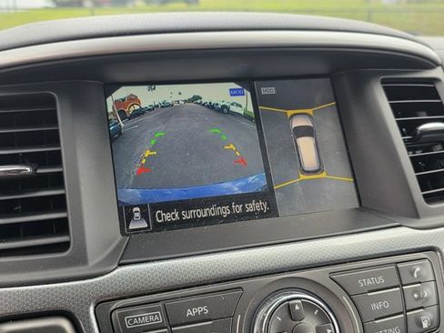 Used 2020 Nissan Pathfinder SL w/ Cargo Package FWD image 17