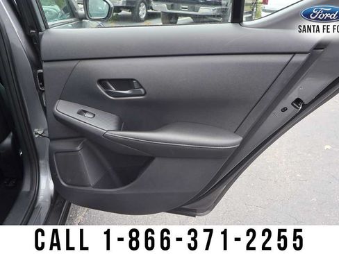 Used 2024 Nissan Sentra SV FWD image 25