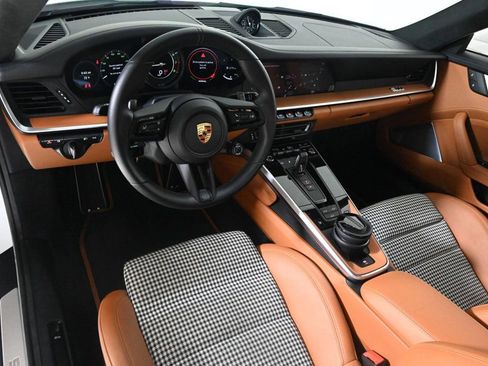 Used 2024 Porsche 911 Turbo S image 4
