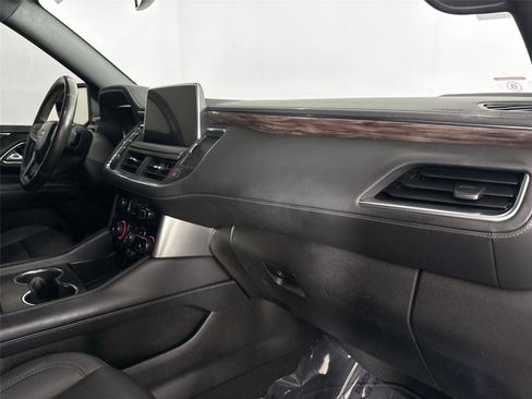 Used 2022 Chevrolet Tahoe LT w/ Luxury Package RWD image 44