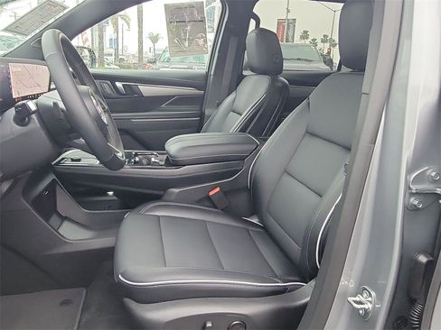 Used 2026 Buick Enclave Preferred image 19