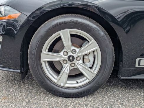 Used 2023 Ford Mustang Coupe RWD image 9