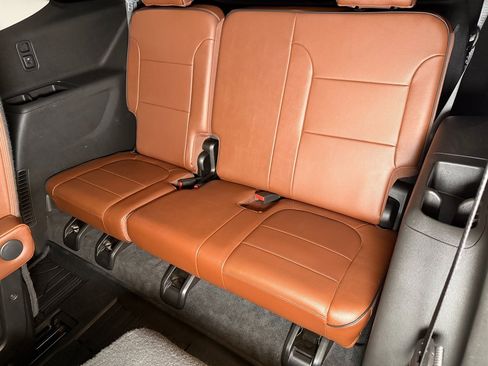 Used 2019 Chevrolet Traverse High Country w/ LPO, Floor Liner Package image 21