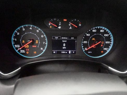 Used 2024 Chevrolet Equinox LS FWD image 11
