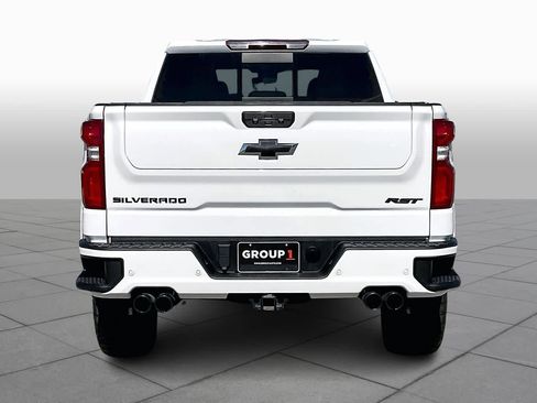 Certified 2022 Chevrolet Silverado 1500 RST image 4