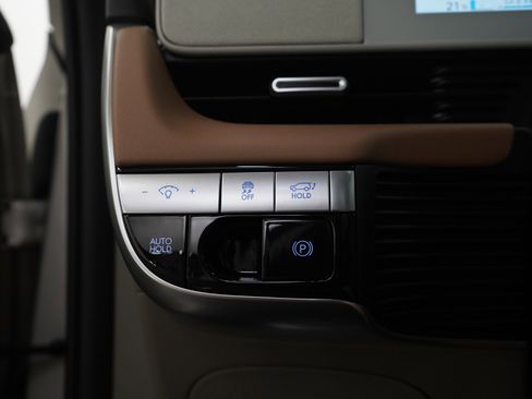 Certified 2024 Hyundai Ioniq 5 Limited AWD/4WD image 27