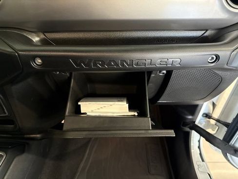 Used 2023 Jeep Wrangler Unlimited w/ Cold Weather Group AWD/4WD image 57