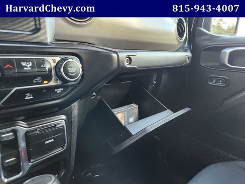 Used 2023 Jeep Gladiator Sport image 14