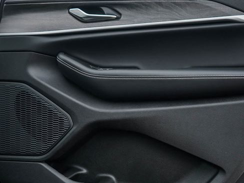 New 2026 Jeep Grand Cherokee Laredo image 10