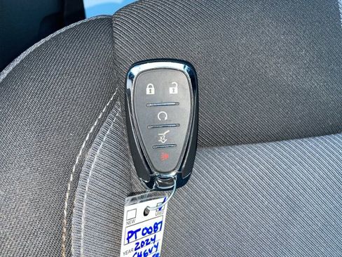 Used 2024 Chevrolet Blazer LT w/ Convenience Package image 22