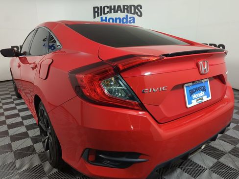 Used 2021 Honda Civic Sport image 2