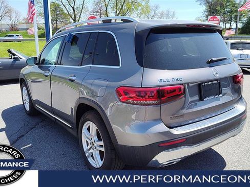 Used 2021 Mercedes-Benz GLB 250 4MATIC image 5