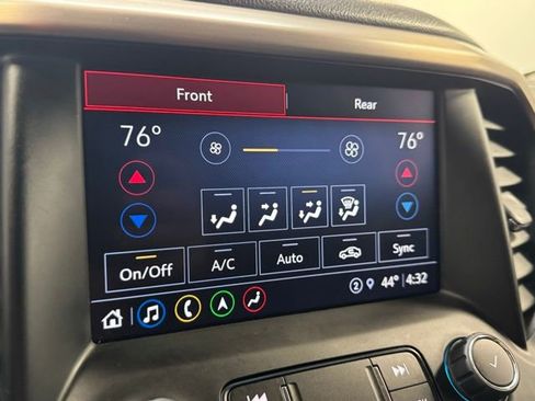 Used 2023 GMC Acadia Denali image 19