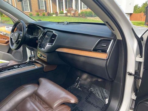 Used 2018 Volvo XC90 T6 Inscription w/ Convenience Package AWD/4WD image 48