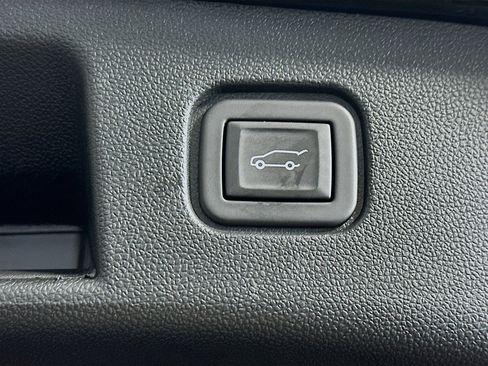 Used 2024 Chevrolet Blazer EV RS AWD/4WD image 31