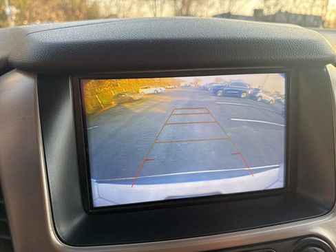 Used 2018 GMC Yukon Denali w/ Denali Ultimate Package image 12