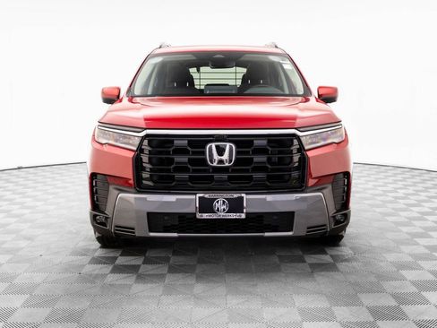 New 2026 Honda Pilot Touring image 9