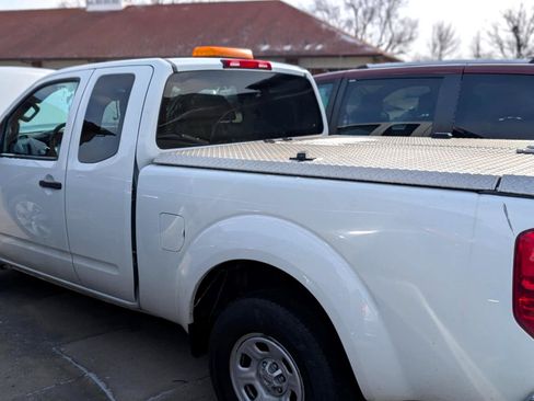 Used 2016 Nissan Frontier S image 17