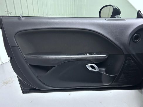 Used 2016 Dodge Challenger R/T w/ Blacktop Package image 9