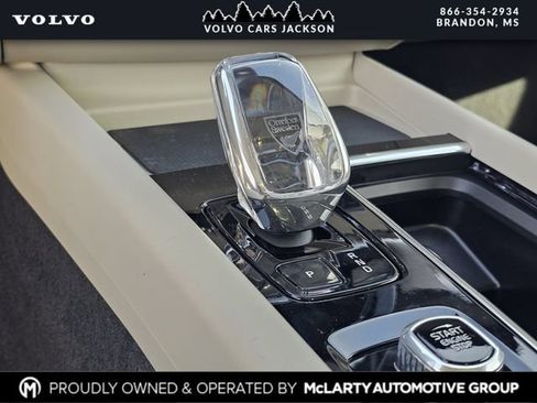 New 2026 Volvo XC60 B5 Ultra w/ Protection Package Premier AWD/4WD image 22