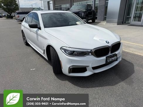 Used 2018 BMW M550i xDrive AWD/4WD image 3