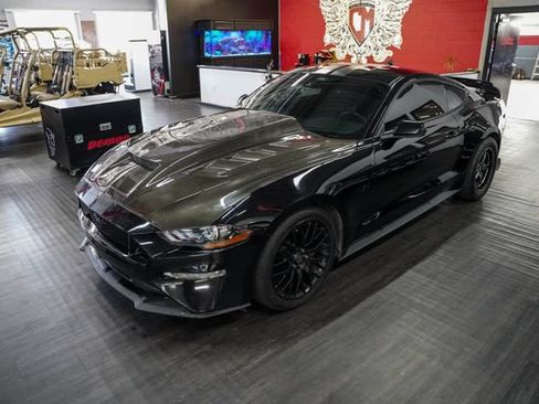 Used 2021 Ford Mustang GT Premium w/ Equipment Group 401A RWD image 2