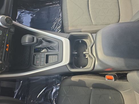 Used 2024 Toyota RAV4 XLE FWD image 24