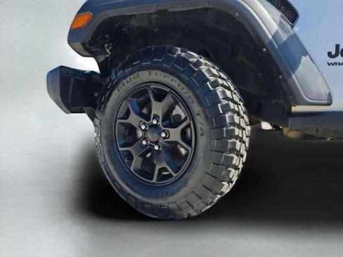 Used 2022 Jeep Wrangler Sport AWD/4WD image 41