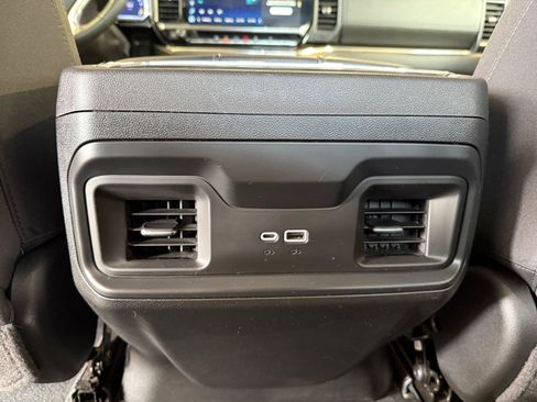 Used 2024 Chevrolet Silverado 1500 RST w/ Z71 Off-Road Package AWD/4WD image 20