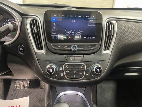 Used 2024 Chevrolet Malibu LT w/ Midnight Edition image 16