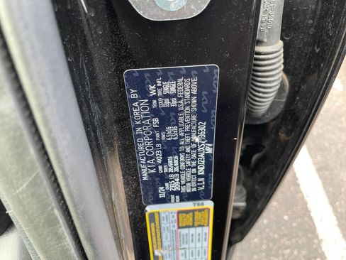 Used 2025 Kia Soul LX w/ LX Technology Package image 27