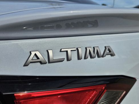 Used 2023 Nissan Altima 2.5 SR image 28