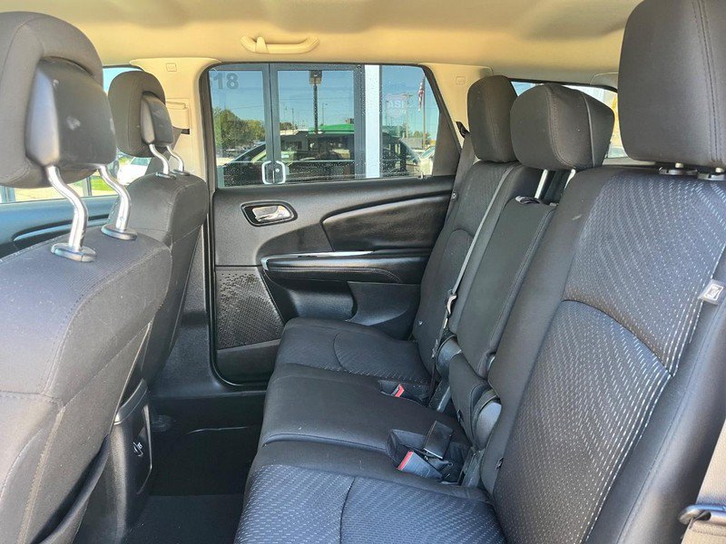 Used 2018 Dodge Journey SE w/ Blacktop Package FWD image 17