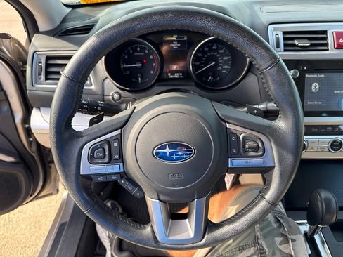 Used 2015 Subaru Legacy 2.5i Premium AWD/4WD image 21