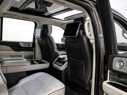 Used 2020 Lincoln Navigator L Black Label AWD/4WD image 30