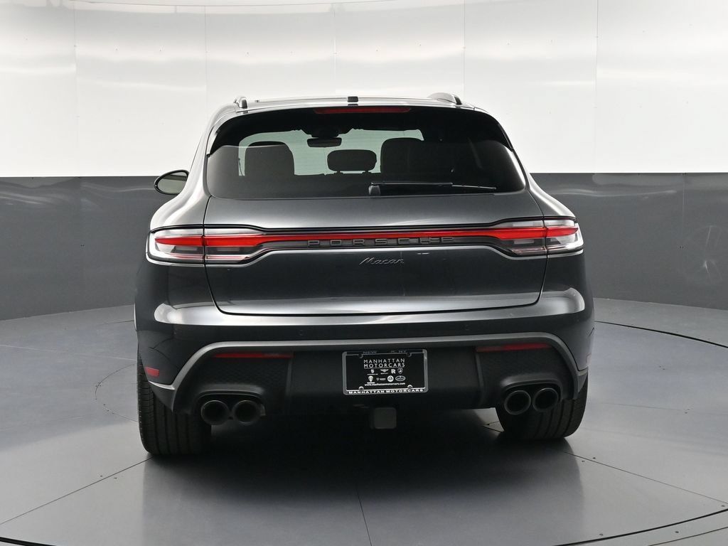 Certified 2026 Porsche Macan AWD/4WD image 7