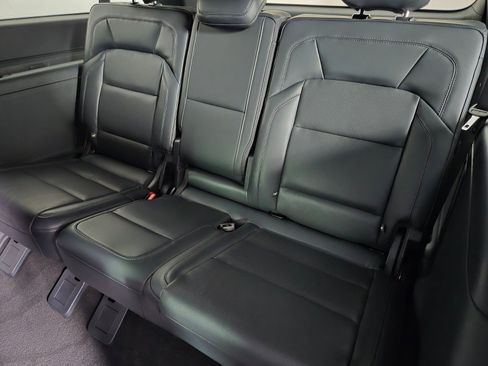 Used 2026 Lincoln Navigator L Reserve w/ Jet Appearance Package AWD/4WD image 13