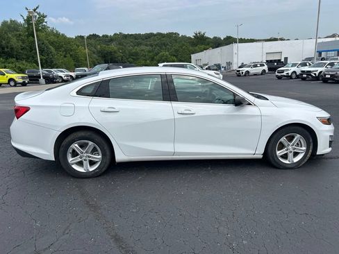 Used 2023 Chevrolet Malibu LS FWD image 4