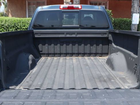 Used 2019 Chevrolet Colorado ZR2 w/ ZR2 Dusk Special Edition AWD/4WD image 8