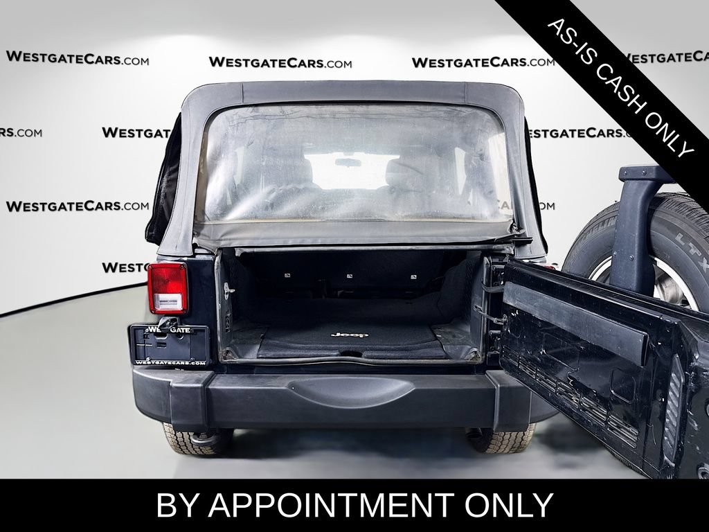 Used 2017 Jeep Wrangler Unlimited Sport w/ Connectivity Group AWD/4WD image 9