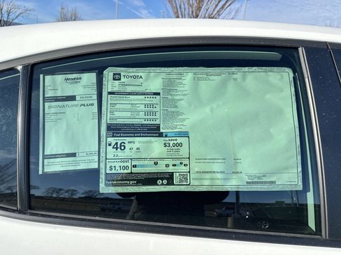 Used 2026 Toyota Camry SE image 34