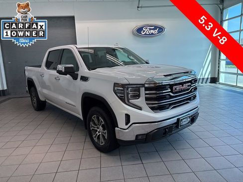 Used 2026 GMC Sierra 1500 SLT AWD/4WD image 1